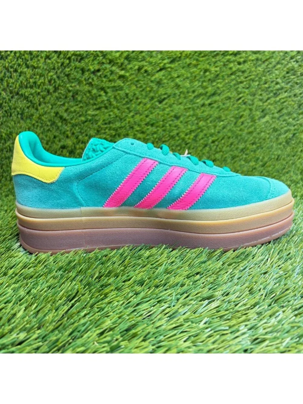 Adidas Gazelle Bold Court Womens Size 7.5 Green Pink Athletic Shoes Sneakers